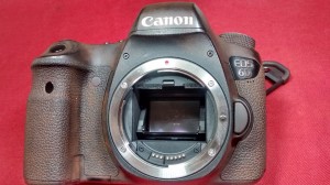 Câmera Canon DSLR 6D antes da Limpeza